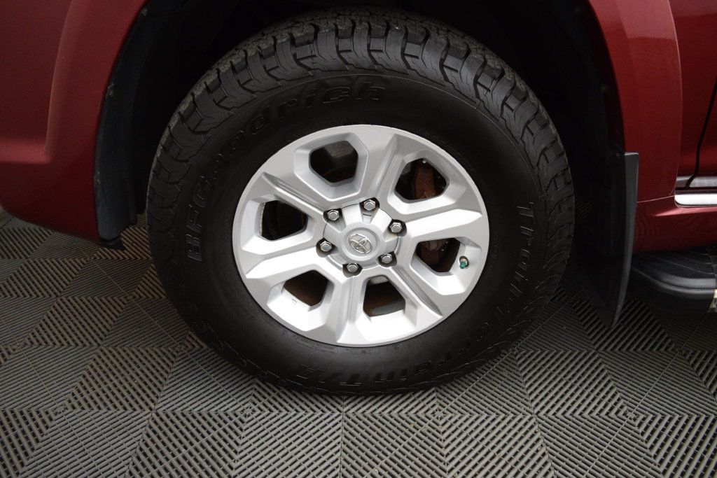 Used 2013 Toyota 4Runner SR5 w/ Convenience Pkg AWD/4WD image 21