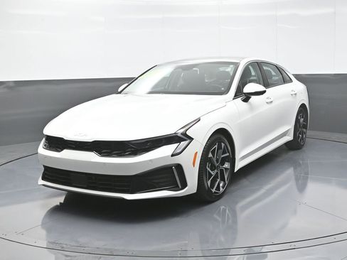 New 2025 Kia K5 EX image 4