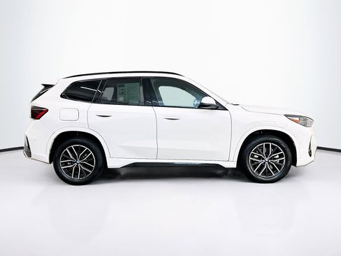 Used 2025 BMW X1 xDrive28i image 10