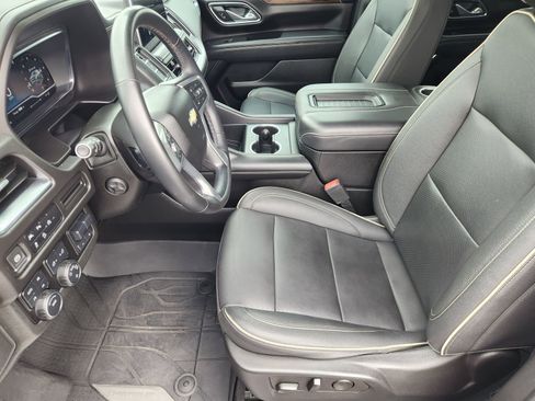 Used 2023 Chevrolet Tahoe Premier w/ Max Trailering Package AWD/4WD image 15