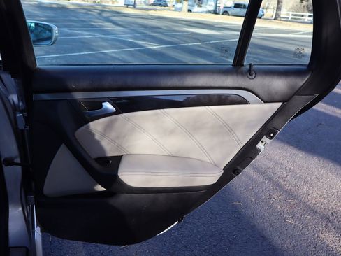 Used 2007 Acura TL Type-S image 25