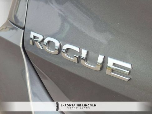 Used 2020 Nissan Rogue SL FWD image 10