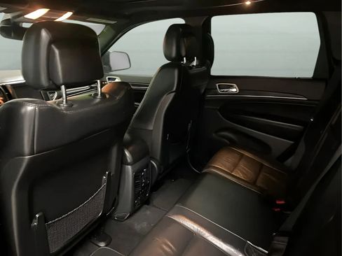 Used 2018 Jeep Grand Cherokee Limited RWD image 11