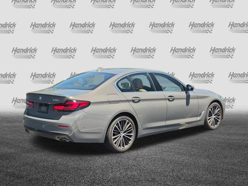 Used 2021 BMW 530i xDrive w/ Premium Package AWD/4WD image 10