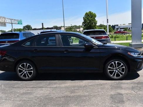 New 2026 Volkswagen Jetta Sport FWD image 5