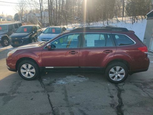 Used 2012 Subaru Outback 2.5i w/ Alloy Wheel Pkg image 3