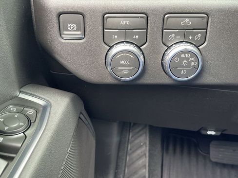 New 2026 GMC Sierra 1500 Elevation AWD/4WD image 18