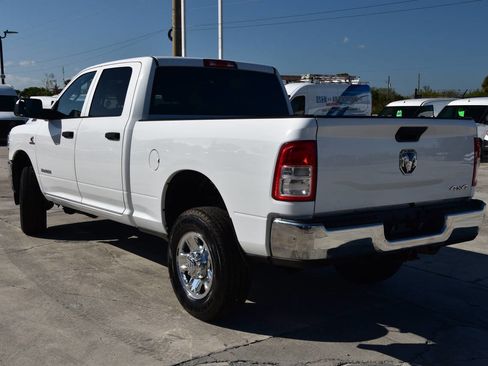 Used 2022 RAM 2500 Tradesman w/ Chrome Appearance Group AWD/4WD image 4