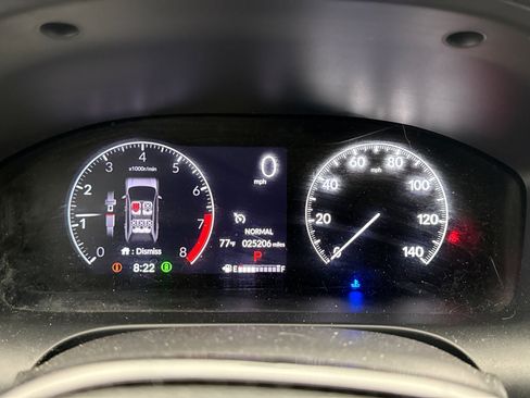 Used 2024 Honda HR-V EX-L image 9
