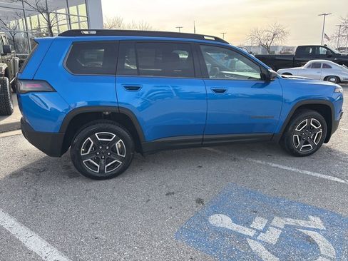New 2026 Jeep Cherokee Limited AWD/4WD image 34