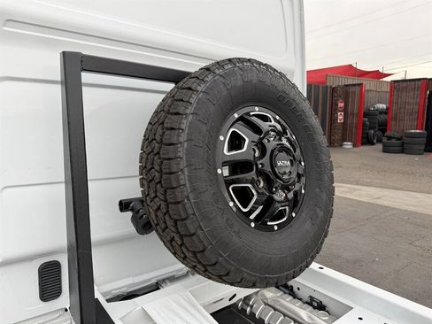 Used 2023 Mercedes-Benz Sprinter 3500 image 10