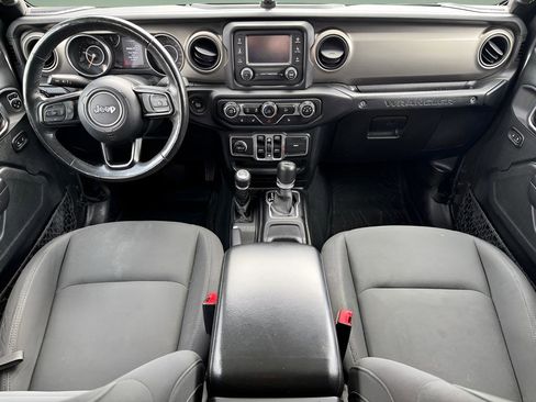 Used 2018 Jeep Wrangler Unlimited Sport S AWD/4WD image 17