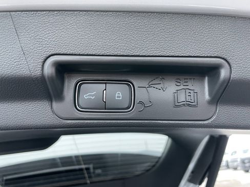 New 2026 Ford Explorer Tremor w/ Tremor Convenience Package image 39