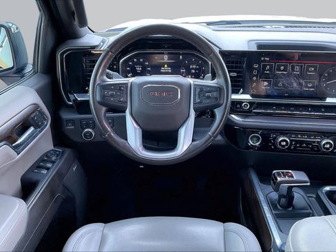 Used 2023 GMC Sierra 1500 SLT w/ SLT Premium Package AWD/4WD image 7