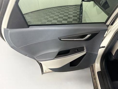 Used 2024 Kia EV6 Wind RWD image 26