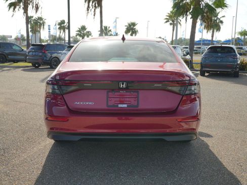 Used 2024 Honda Accord EX image 11