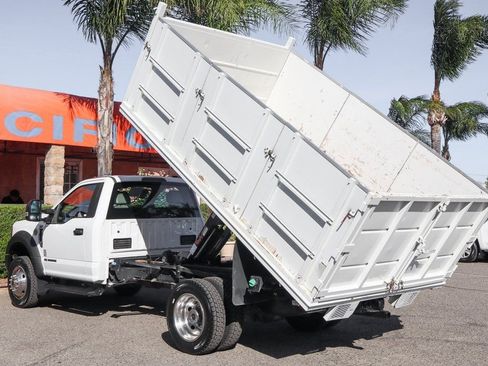 Used 2019 Ford F550 2WD Regular Cab Super Duty image 2