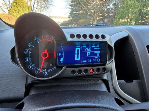 Used 2012 Chevrolet Sonic LT image 15