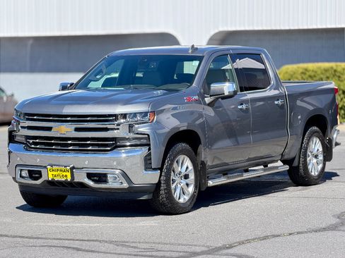 Used 2021 Chevrolet Silverado 1500 LTZ w/ LTZ Premium Package AWD/4WD image 18