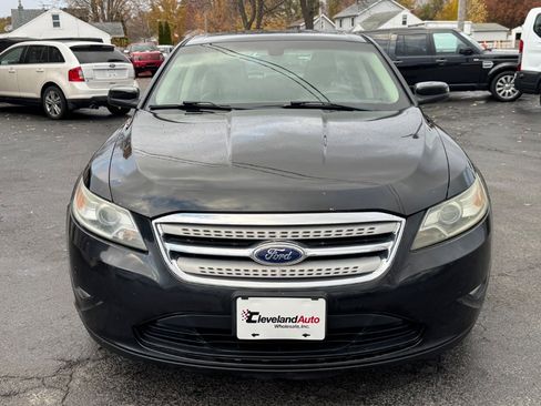 Used 2011 Ford Taurus SEL w/ 201A Rapid Spec Order Code image 3