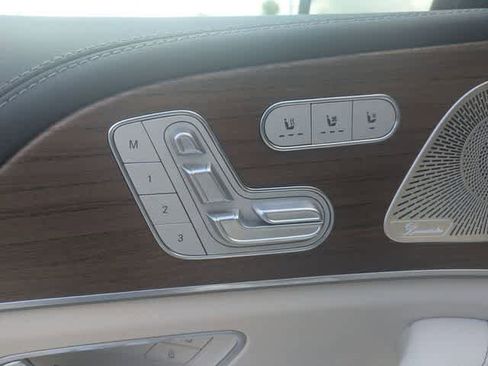 Used 2025 Mercedes-Benz GLE 350 4MATIC image 16