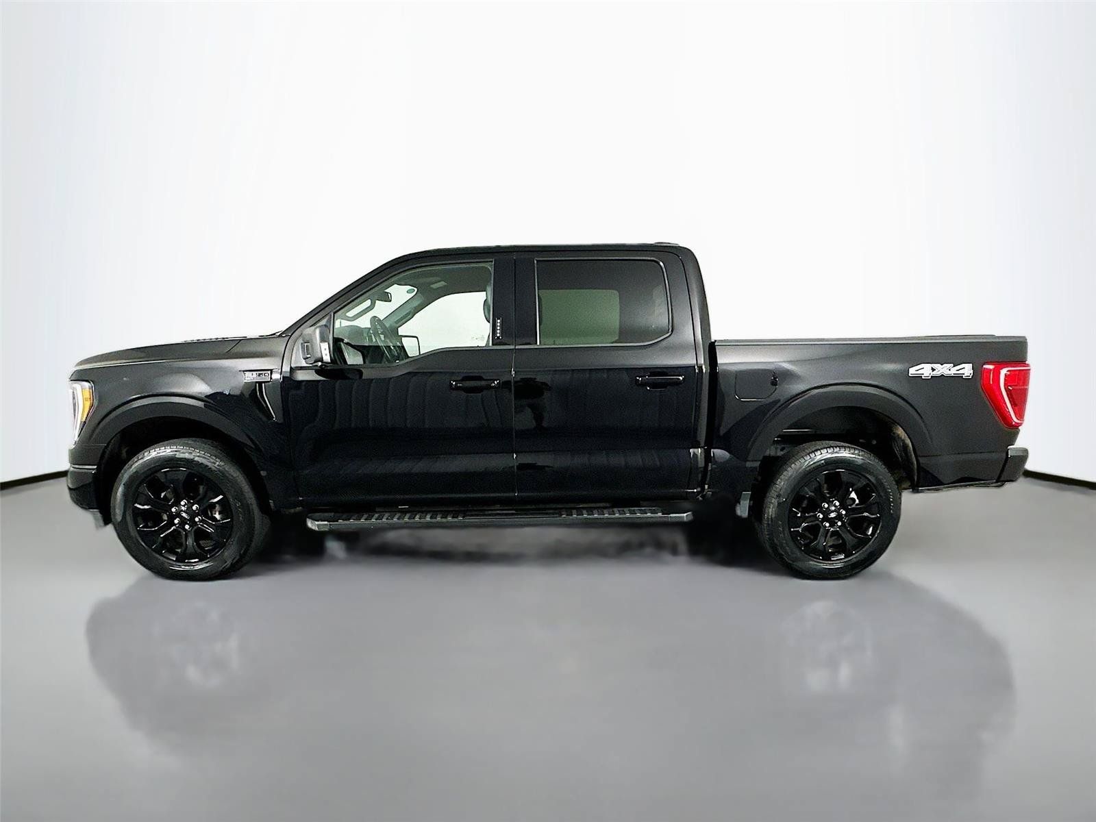 Used 2023 Ford F150 XLT w/ Equipment Group 302A High AWD/4WD image 8