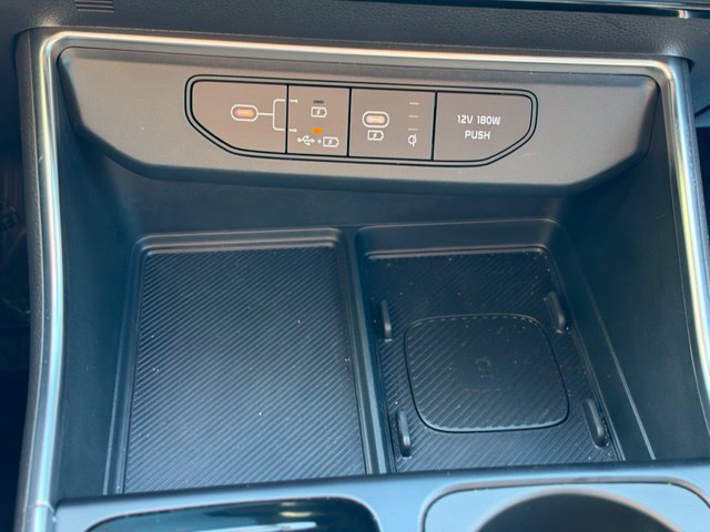 Used 2025 Kia Carnival SX Prestige FWD image 18