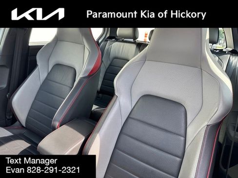 Used 2022 Volkswagen GTI SE FWD image 21