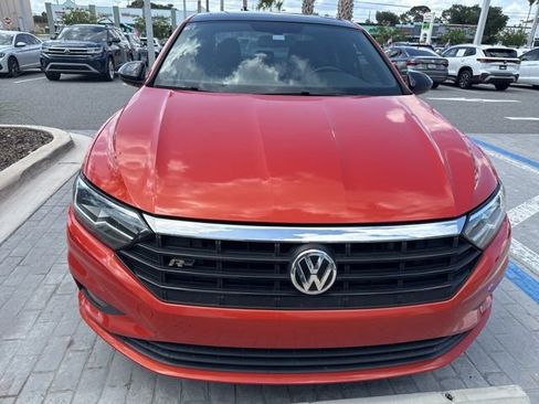 Used 2019 Volkswagen Jetta R-Line FWD image 2
