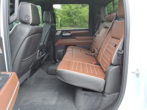 Used 2025 GMC Sierra 3500 Denali Ultimate AWD/4WD image 22