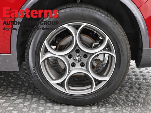 Used 2024 Alfa Romeo Stelvio Ti w/ Active Assist Plus Package image 33