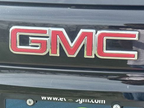 Used 2020 GMC Terrain SLE w/ Driver Convenience Package FWD image 31