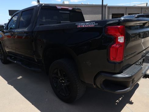 Used 2021 Chevrolet Silverado 1500 LT Trail Boss w/ Convenience Package II AWD/4WD image 7