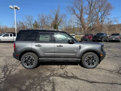 New 2025 Ford Bronco Sport Outer Banks AWD/4WD image 2