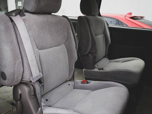 Used 2006 Toyota Sienna CE image 20