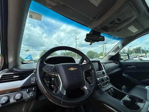 Used 2015 Chevrolet Tahoe LT AWD/4WD image 15