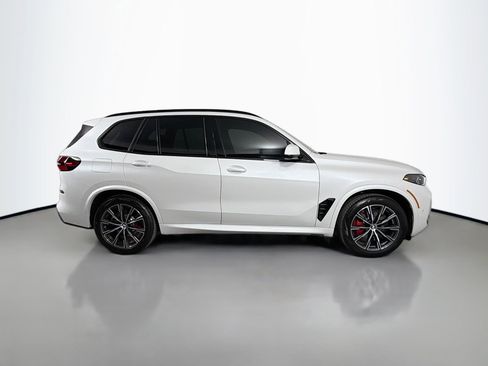 New 2026 BMW X5 xDrive50e w/ M Sport Package image 4