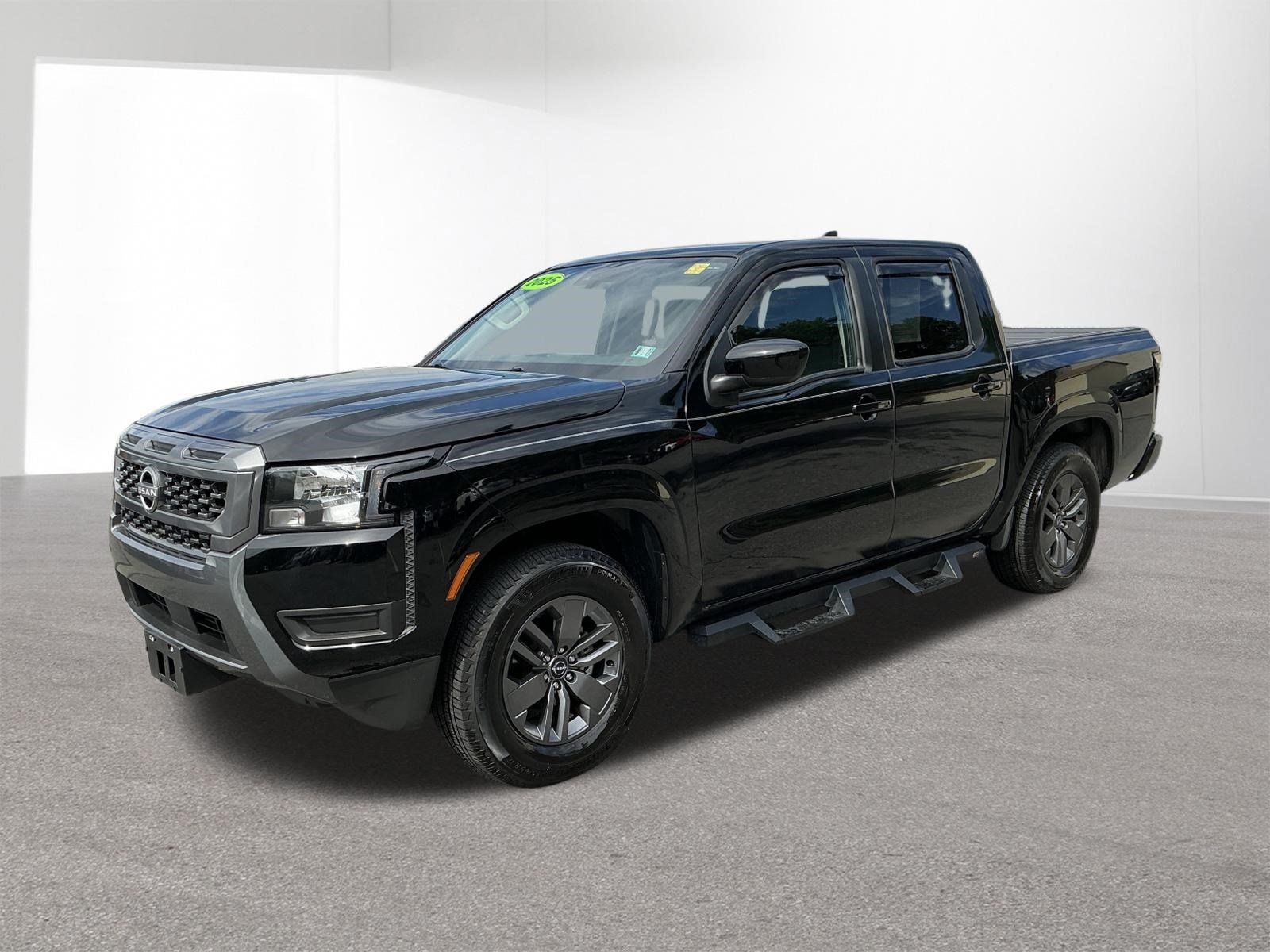Used 2025 Nissan Frontier SV RWD image 7