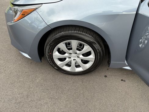 Used 2026 Toyota Corolla LE FWD image 13