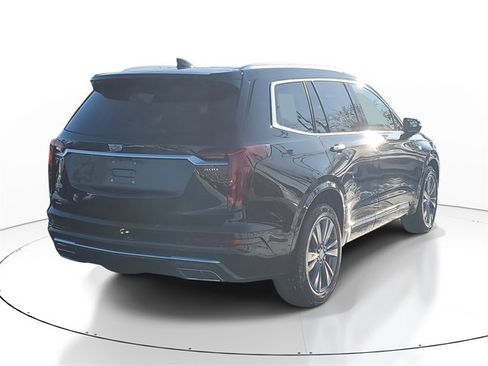 Certified 2024 Cadillac XT6 Premium Luxury w/ Technology Package image 4