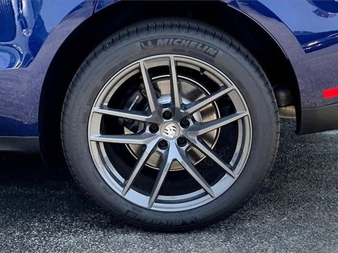 New 2025 Porsche Macan Turbo image 17