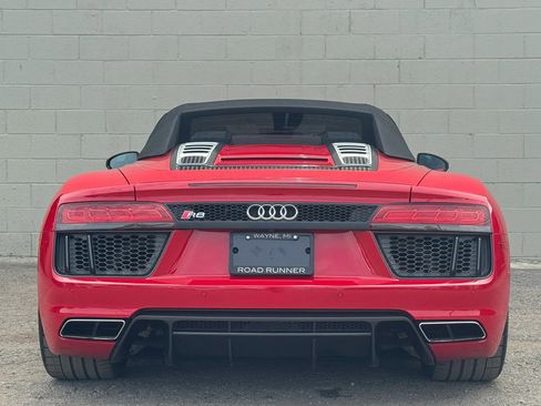 Used 2018 Audi R8 V10 AWD/4WD image 5
