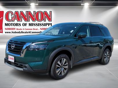 Used 2025 Nissan Pathfinder SL