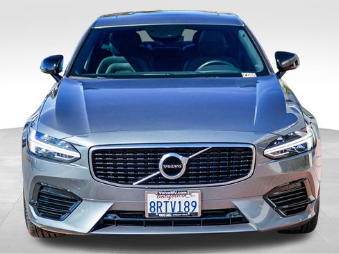 Used 2020 Volvo S90 T8 Inscription image 2