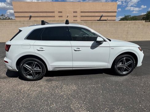 Used 2021 Audi Q5 e Premium Plus w/ Premium Plus Package image 10