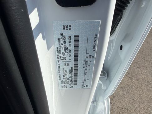 New 2026 Ford F550 4x4 Crew Cab image 8