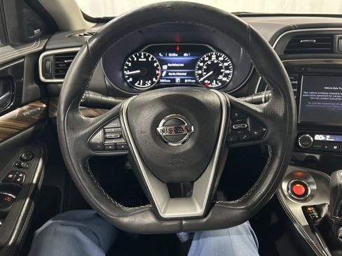 Used 2018 Nissan Maxima Platinum image 16