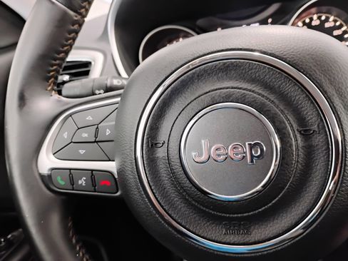 Used 2018 Jeep Compass Latitude image 66