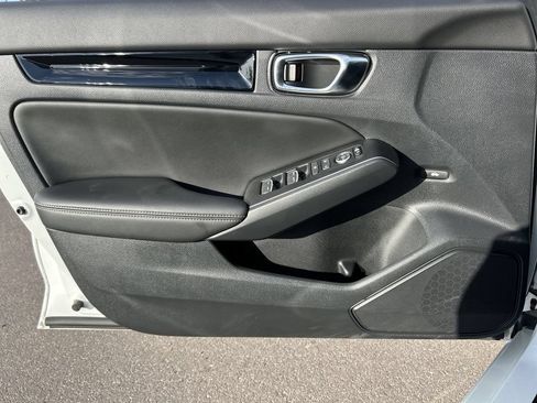 Used 2022 Honda Civic Touring image 23