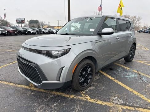 Used 2024 Kia Soul LX w/ Option Group 015 image 15